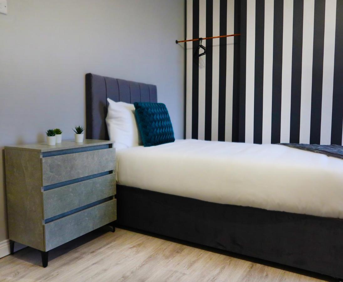 Broadway Belfast! Central Location! Sleeps 6! Екстериор снимка