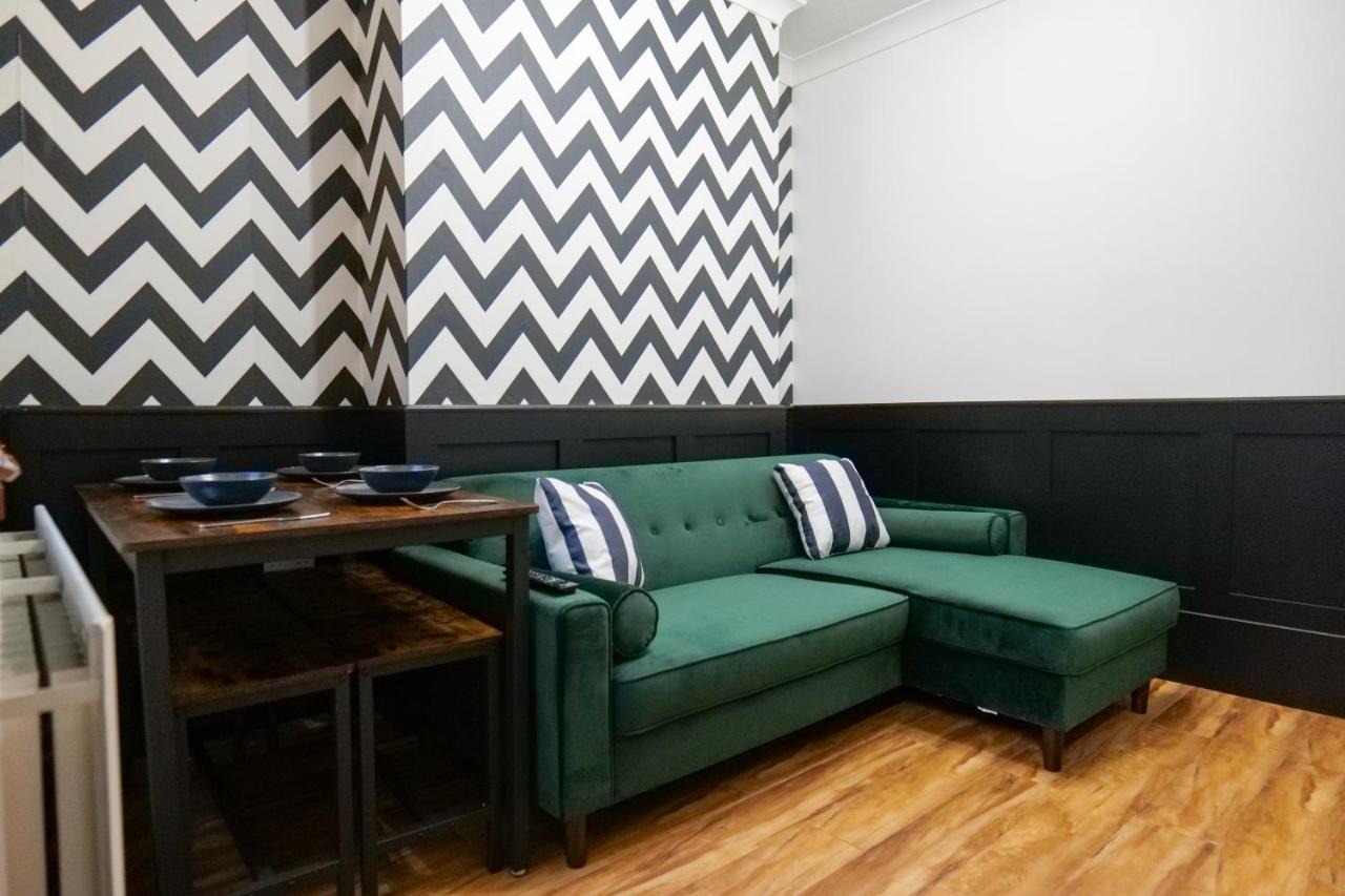 Broadway Belfast! Central Location! Sleeps 6! Екстериор снимка