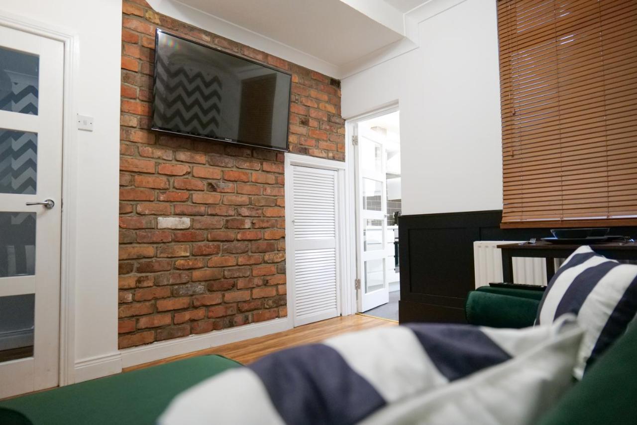 Broadway Belfast! Central Location! Sleeps 6! Екстериор снимка