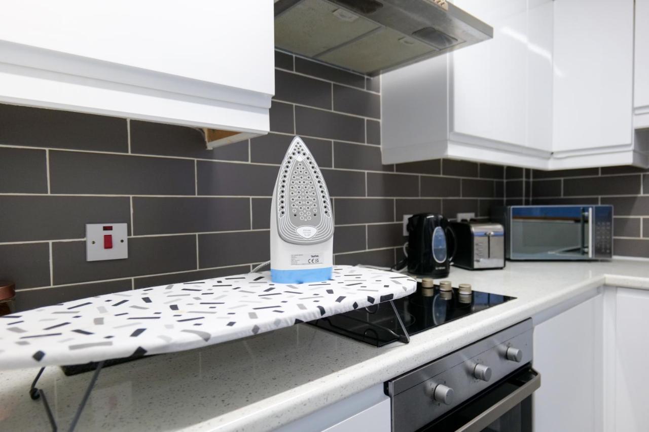 Broadway Belfast! Central Location! Sleeps 6! Екстериор снимка