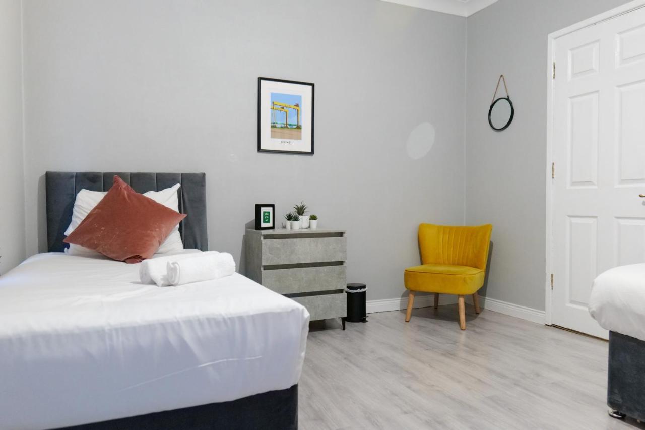 Broadway Belfast! Central Location! Sleeps 6! Екстериор снимка